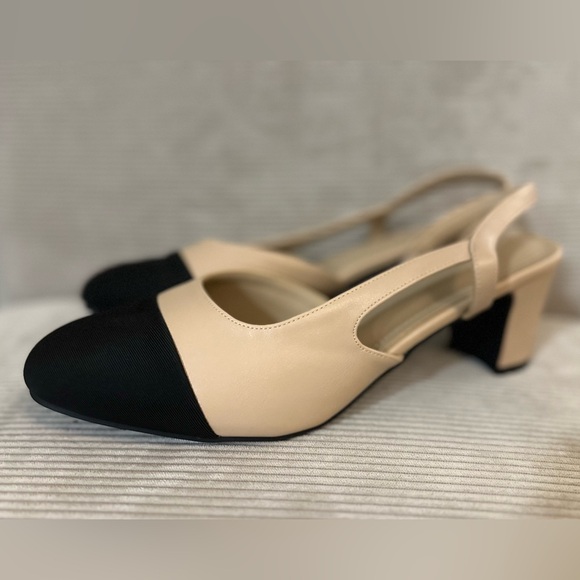 NEW Elegant Cream and Black Slingback Heels - size 12 (EU 44) - Picture 2 of 8